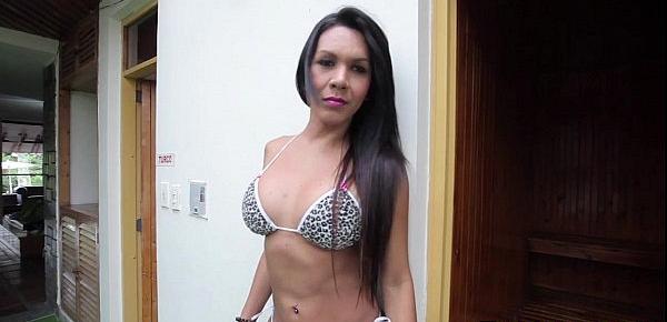  Brazilian tranny posing in sexy bikini bts
